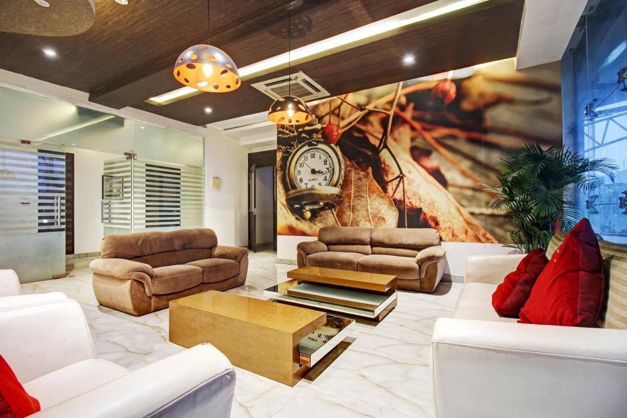Townhouse Oak 46940 Hotel Vrindavan Sultānpur Zewnętrze zdjęcie