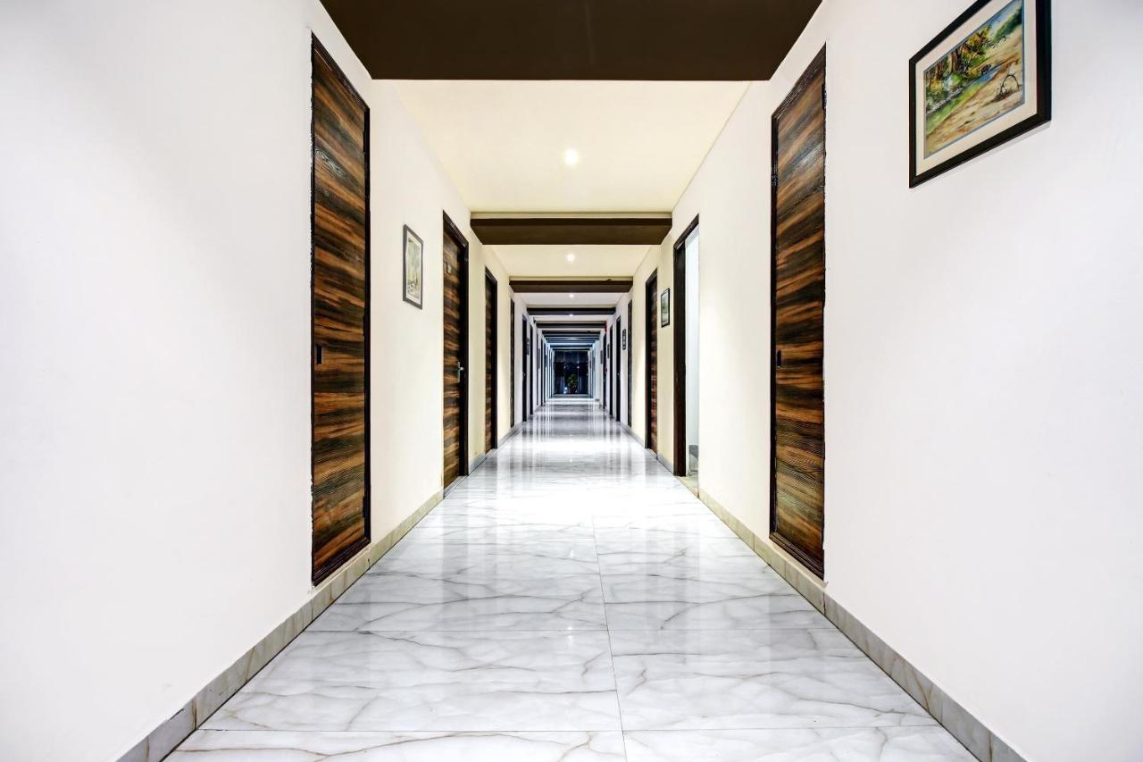 Townhouse Oak 46940 Hotel Vrindavan Sultānpur Zewnętrze zdjęcie