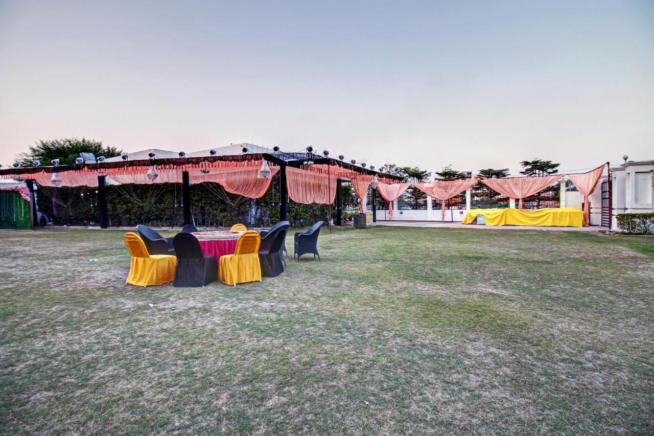 Townhouse Oak 46940 Hotel Vrindavan Sultānpur Zewnętrze zdjęcie