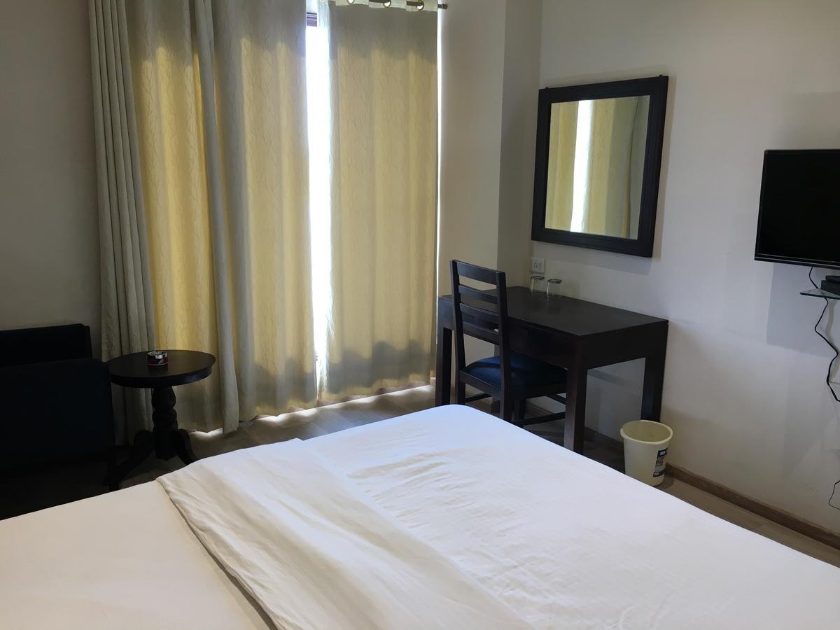 Townhouse Oak 46940 Hotel Vrindavan Sultānpur Zewnętrze zdjęcie