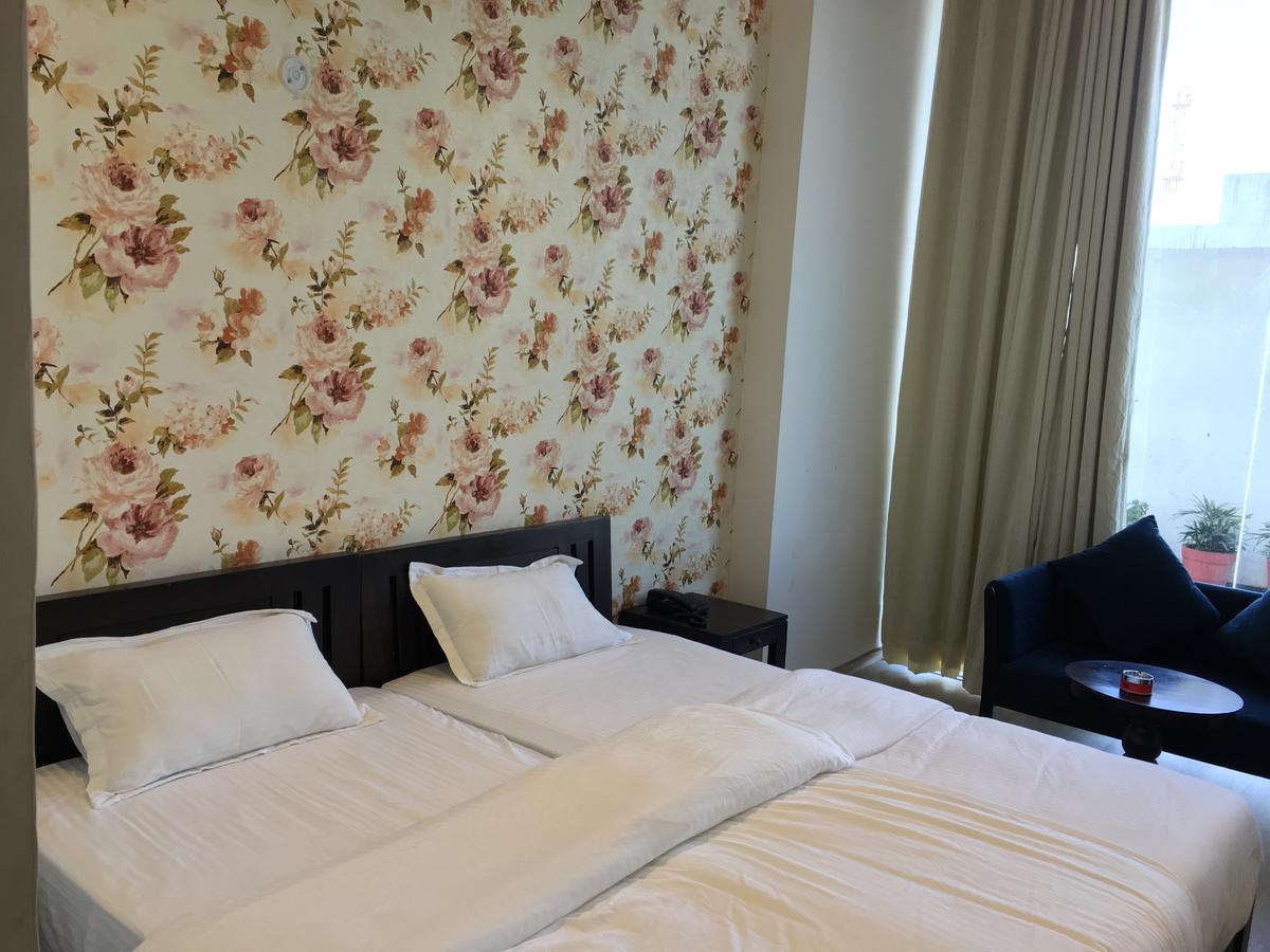 Townhouse Oak 46940 Hotel Vrindavan Sultānpur Zewnętrze zdjęcie